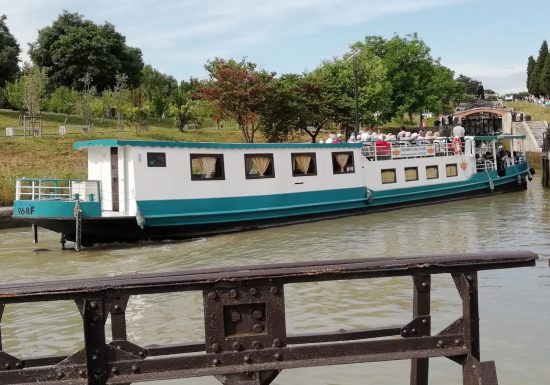 LES BATEAUX DU SOLEIL – BÉZIERS