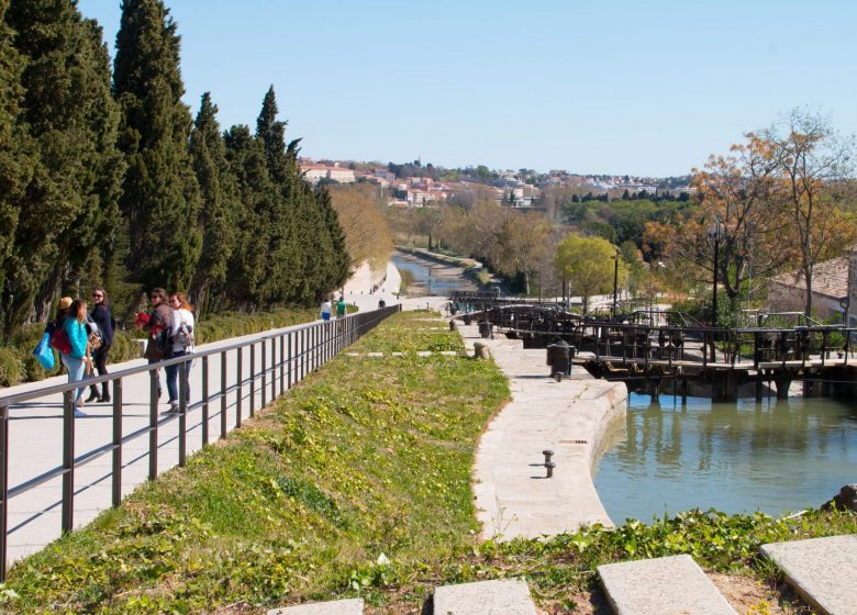 OFFICE DE TOURISME DE BEZIERS MEDITERRANEE – Point info saisonnier écluses de Fonsérannes